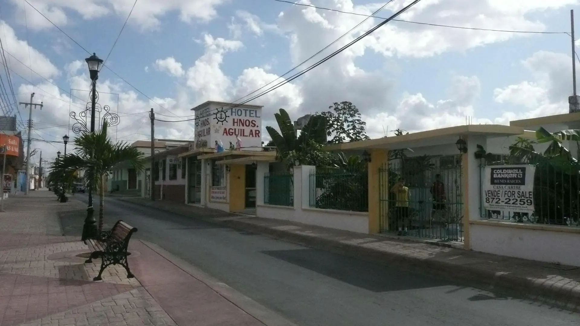 kontakty Hotel Hermanos Aguilar